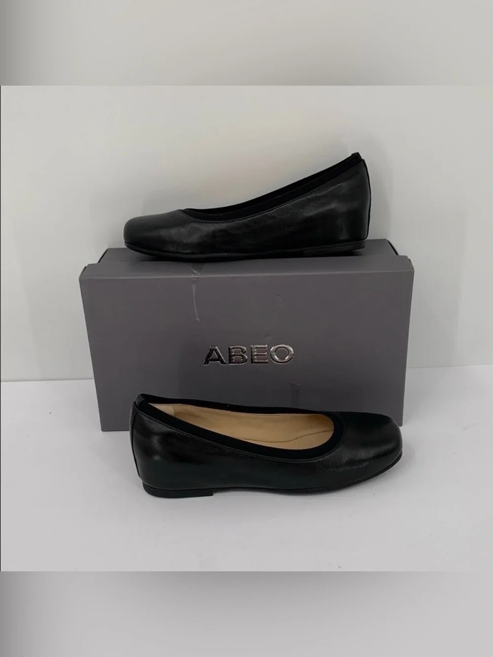 ABEO Cadence ballet flat black leather comfort footbed slip-on shoe new 6